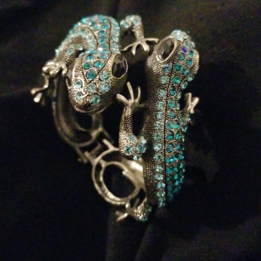Bracelet - Picture 2 of 2